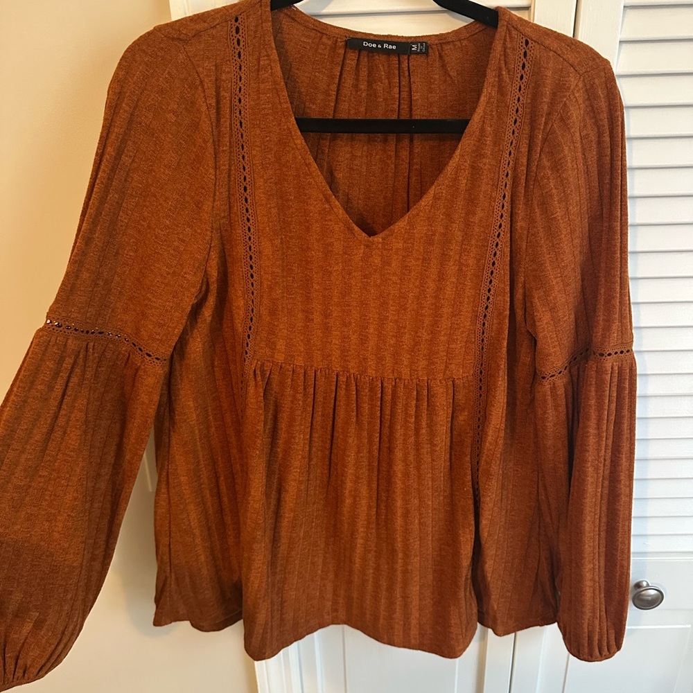 Doe & Rae Women's Rust Blouse